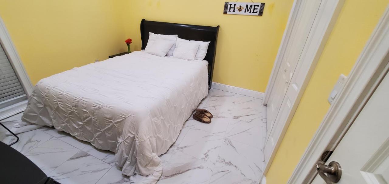 Tom House Apartman Tampa Szoba fotó
